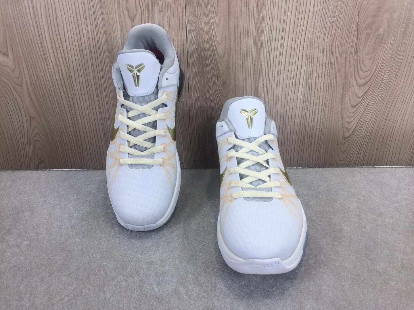 New Nike Kobe Bryant VII White Gold Black Shoes